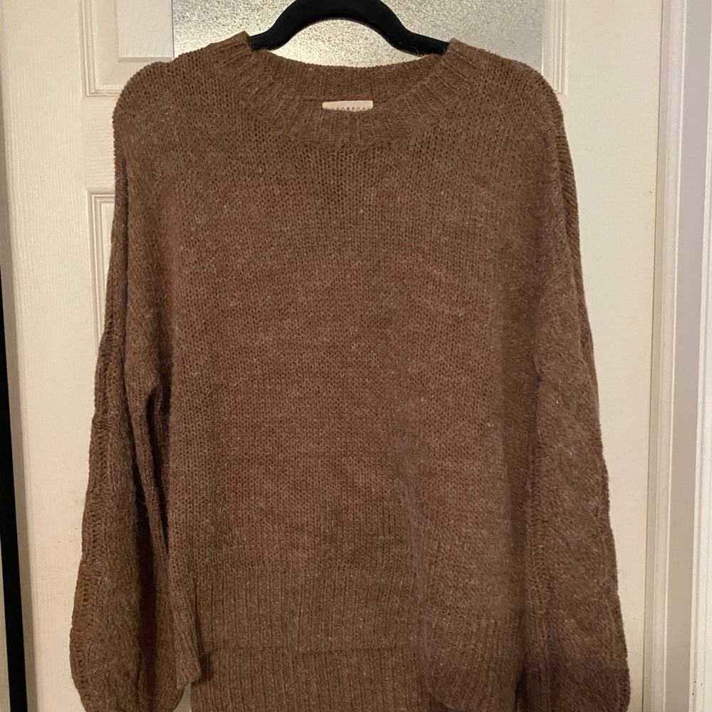 Promesa sweater M/L new